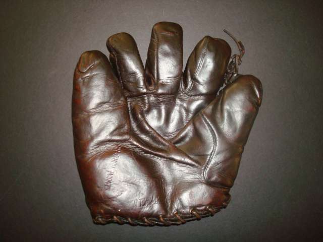 Walter Johnson Goldsmith 500 Lefty Front